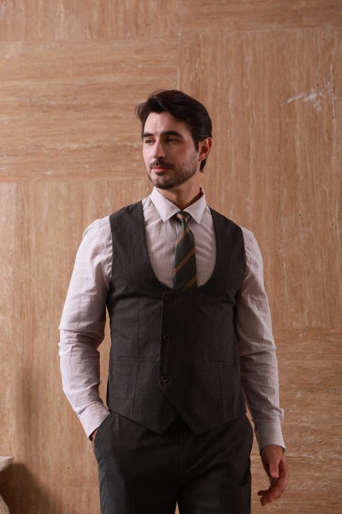 Vests-001